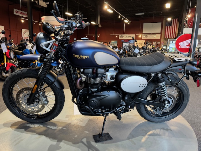 2022 Triumph Street Scrambler Gold Line at Martin Moto