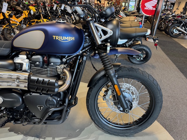 2022 Triumph Street Scrambler Gold Line at Martin Moto