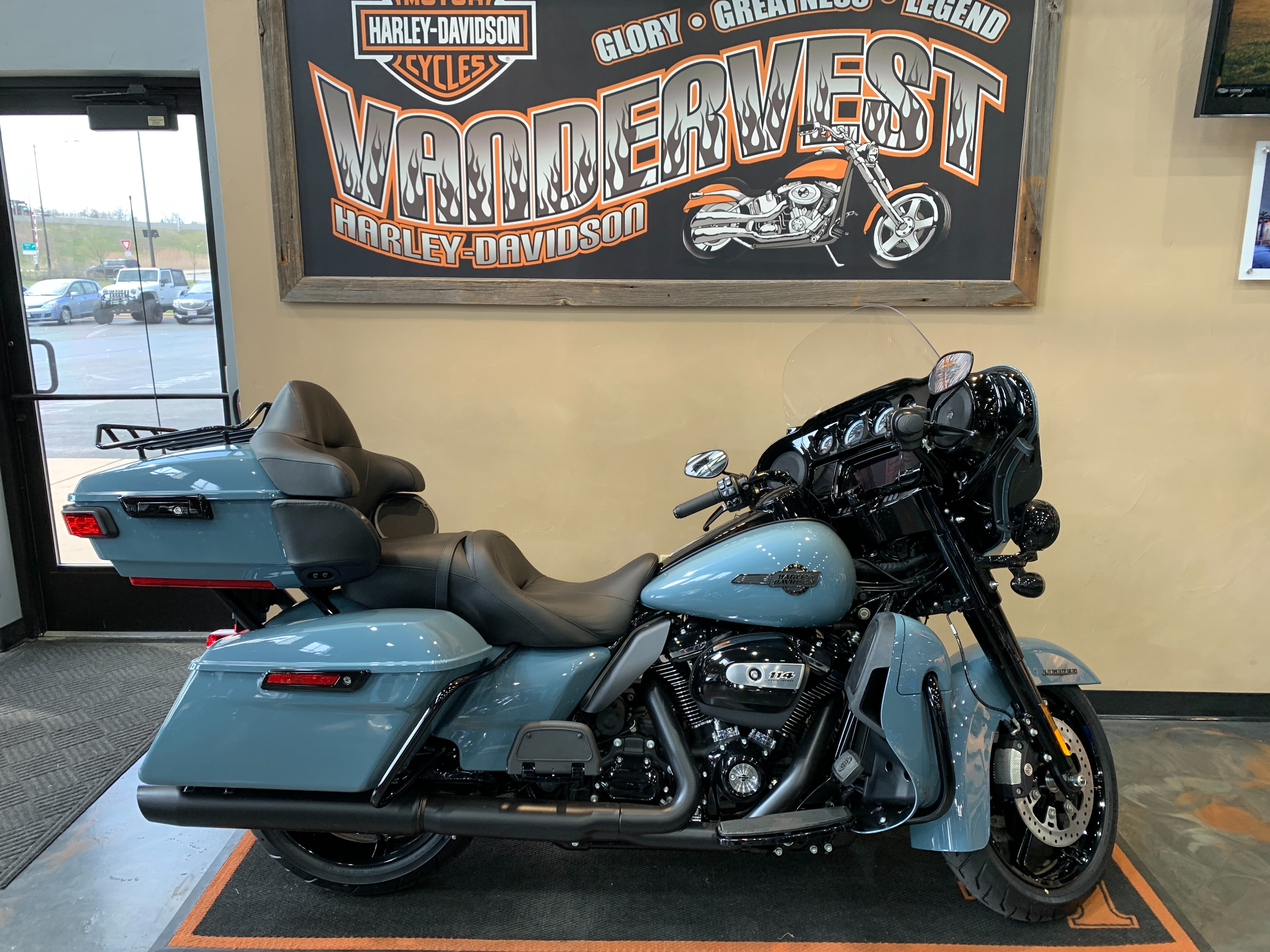 2024 Harley-Davidson Electra Glide Ultra Limited at Vandervest Harley-Davidson, Green Bay, WI 54303