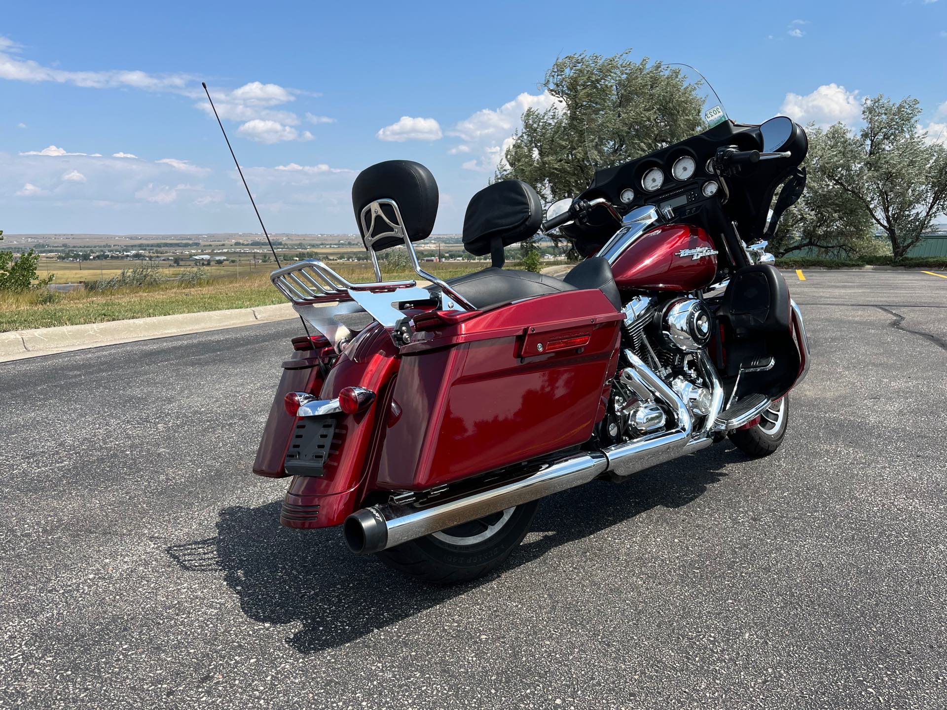 2010 Harley-Davidson Street Glide Base at Mount Rushmore Motorsports