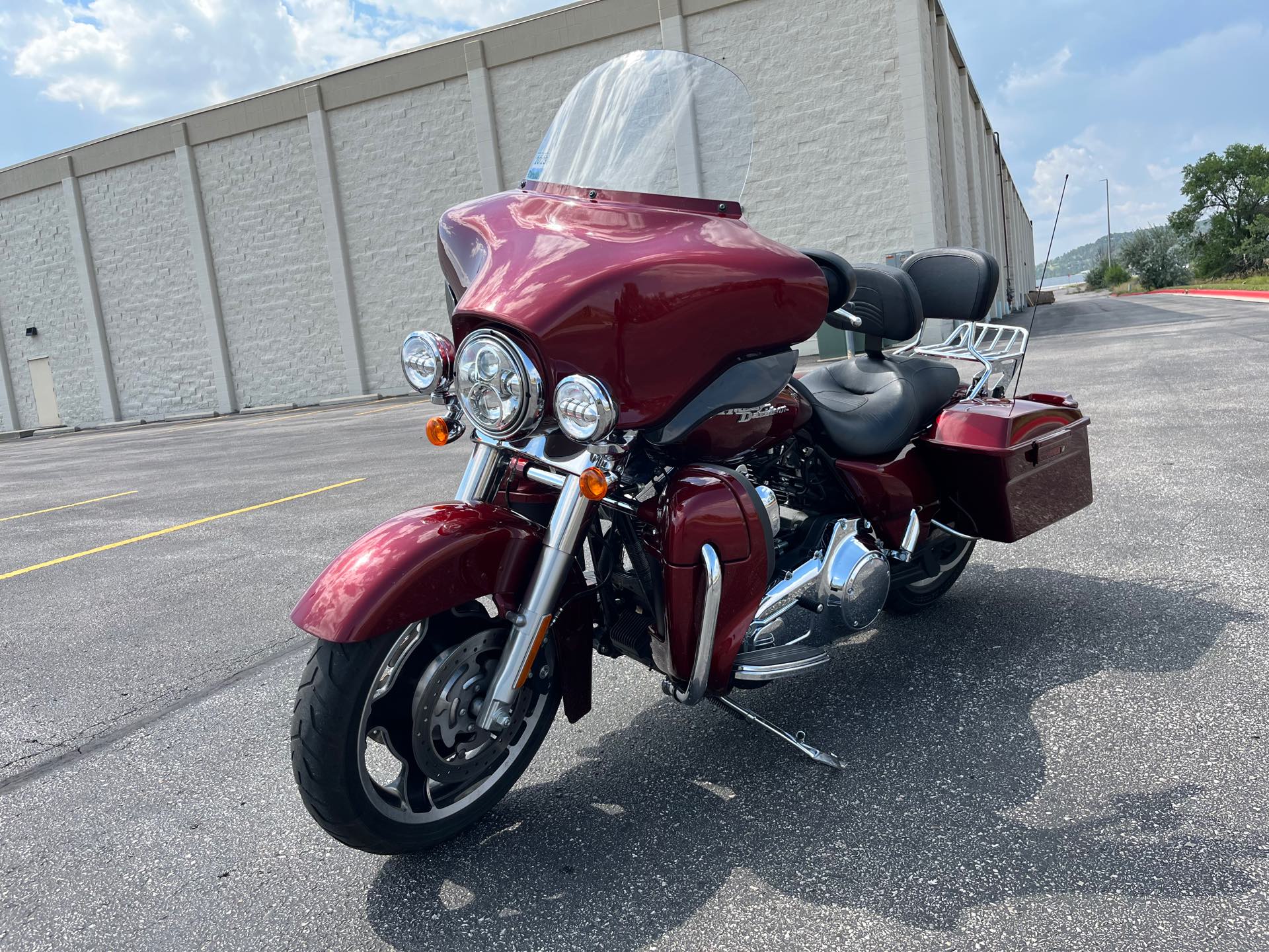 2010 Harley-Davidson Street Glide Base at Mount Rushmore Motorsports