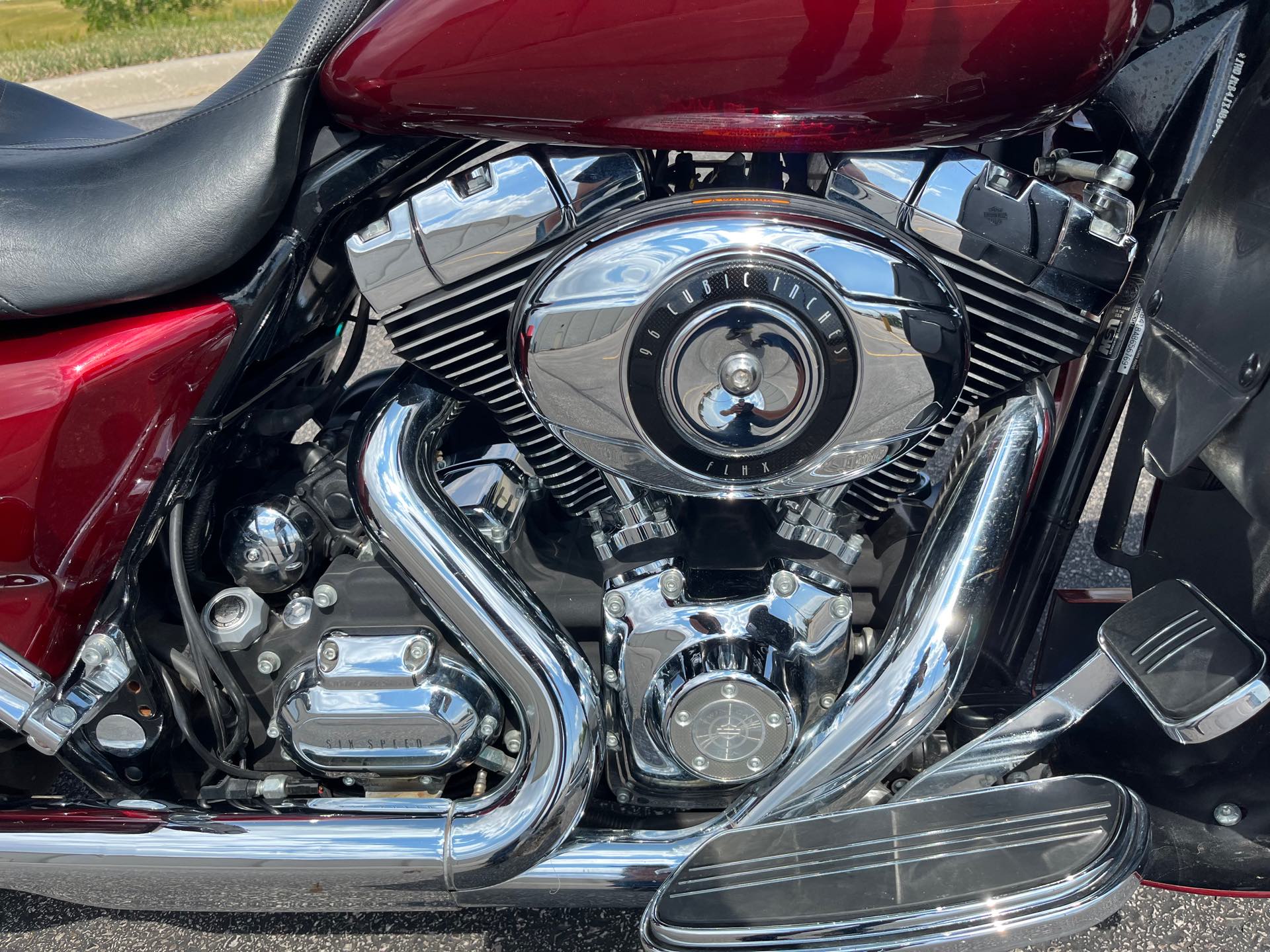 2010 Harley-Davidson Street Glide Base at Mount Rushmore Motorsports