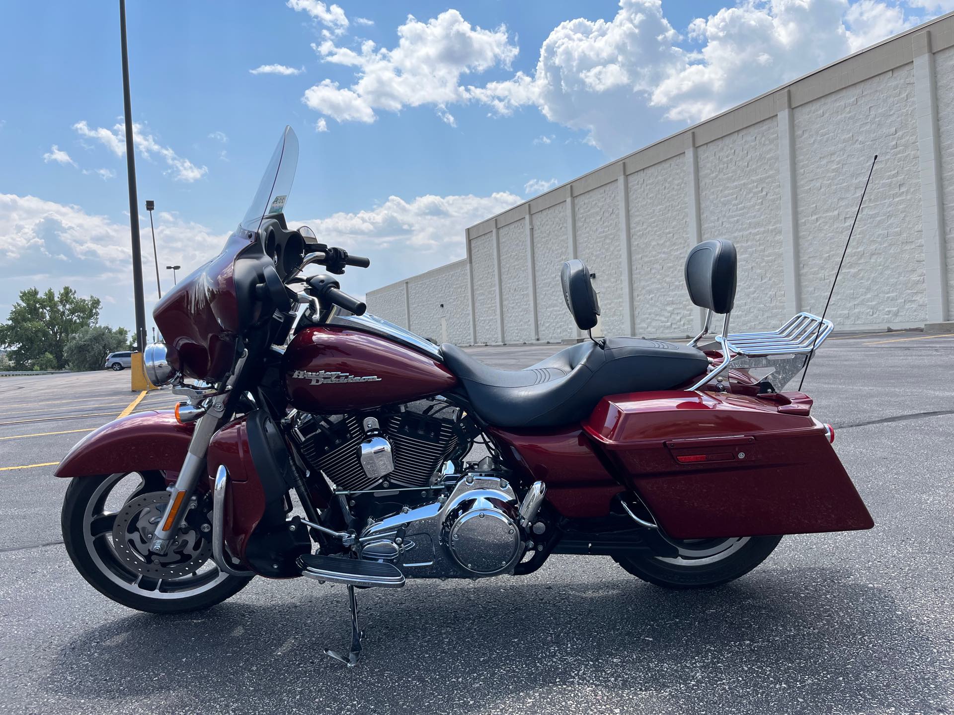 2010 Harley-Davidson Street Glide Base at Mount Rushmore Motorsports