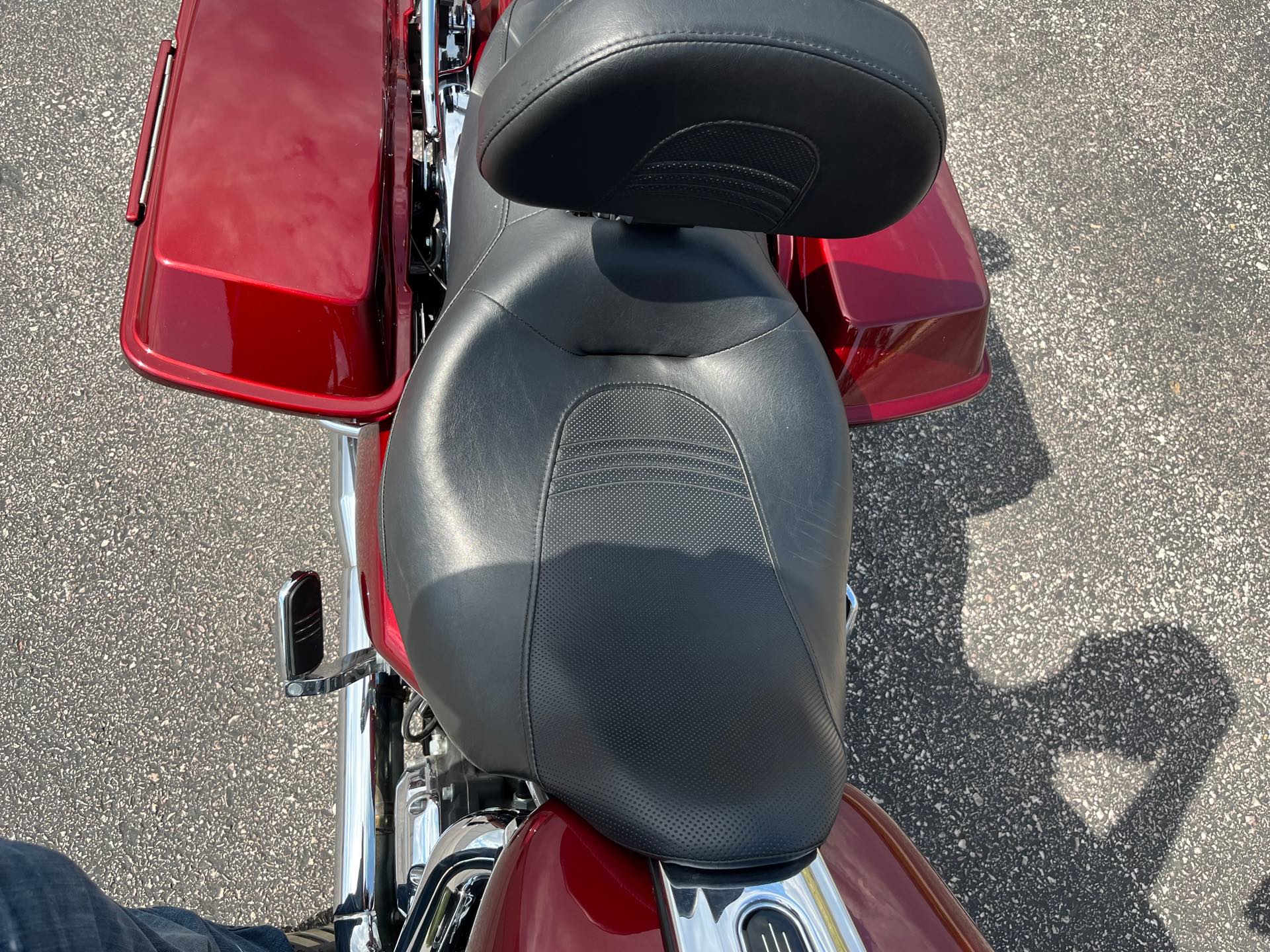 2010 Harley-Davidson Street Glide Base at Mount Rushmore Motorsports