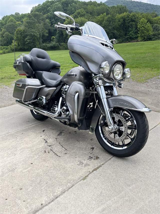 2017 Harley-Davidson Electra Glide Ultra Classic at Harley-Davidson of Asheville