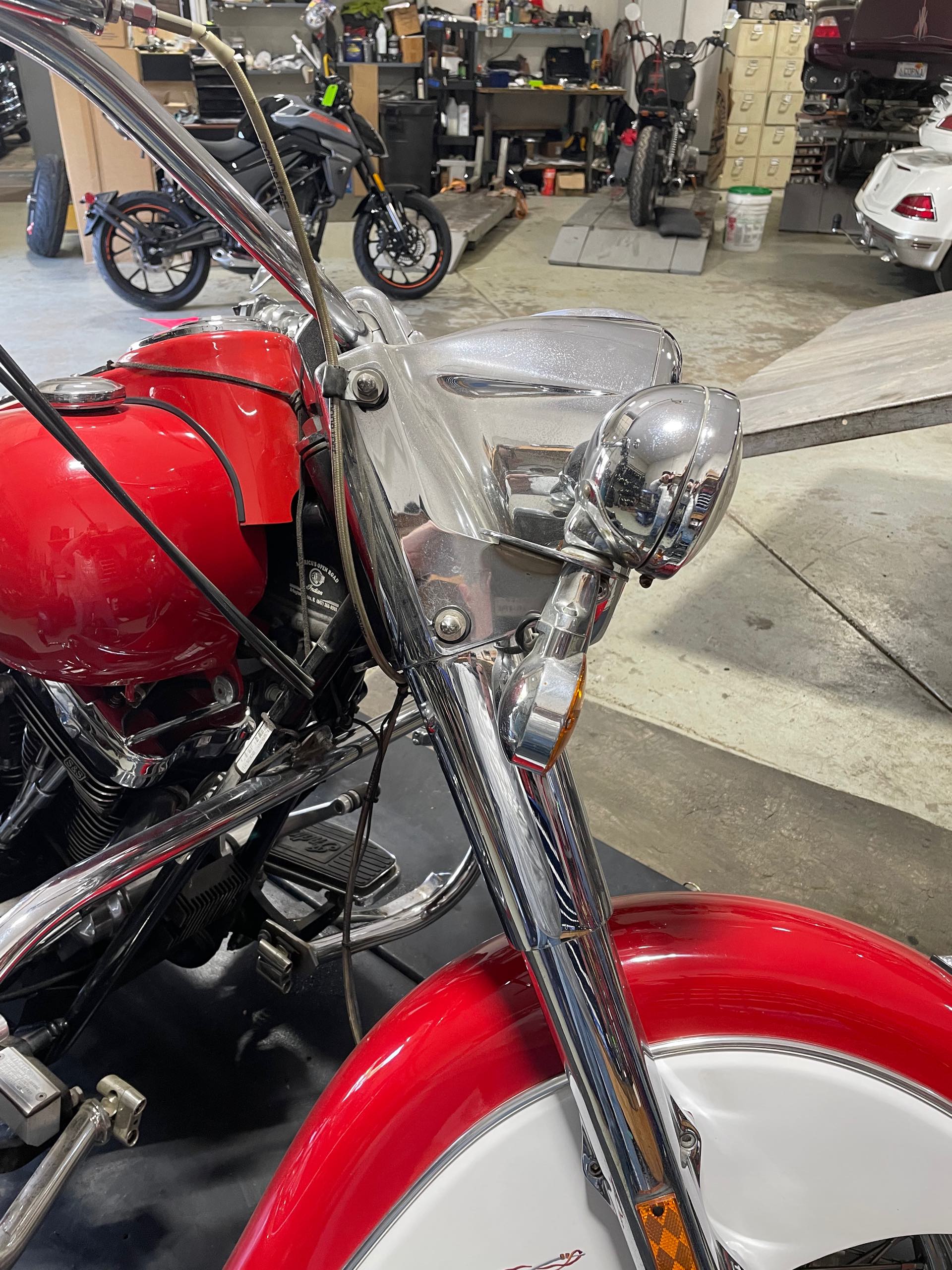 2001 INDIAN CHIEF at Randy's Cycle