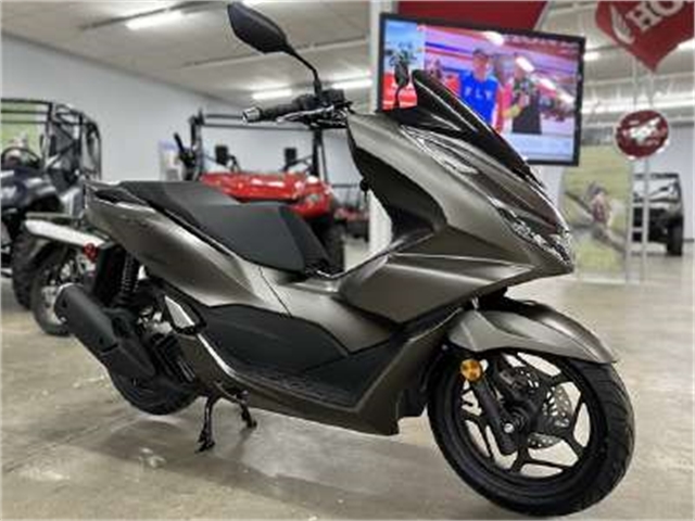 2024 Honda PCX ABS at Kent Motorsports, New Braunfels, TX 78130