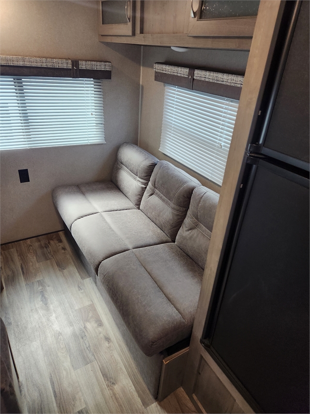 2019 Palomino Puma 20RLC at Prosser's Premium RV Outlet