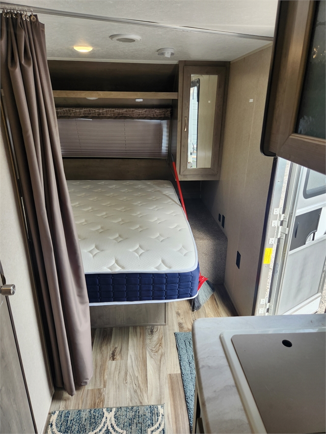 2019 Palomino Puma 20RLC at Prosser's Premium RV Outlet