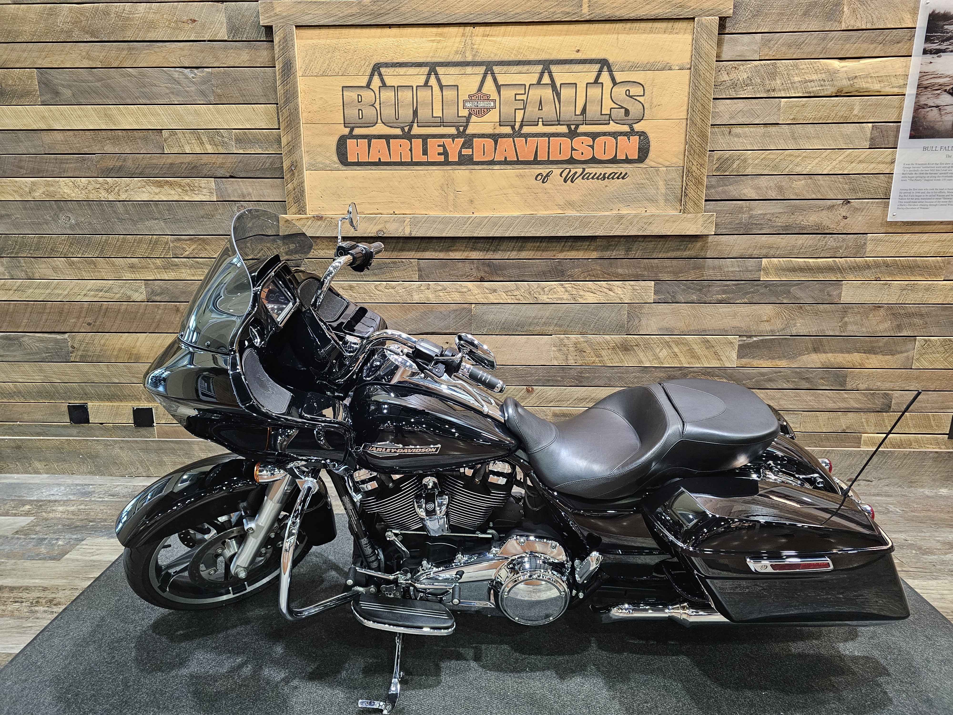 2017 Harley-Davidson Road Glide Special at Bull Falls Harley-Davidson