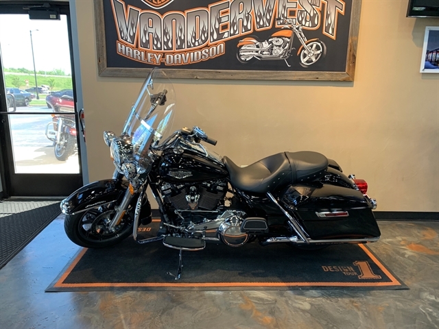 2019 Harley-Davidson Road King Base at Vandervest Harley-Davidson, Green Bay, WI 54303