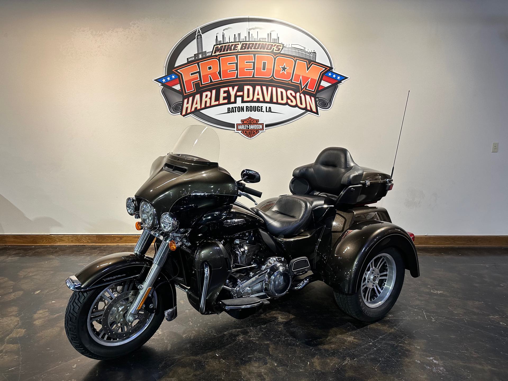 2020 Harley-Davidson Trike Tri Glide Ultra at Mike Bruno's Freedom Harley-Davidson