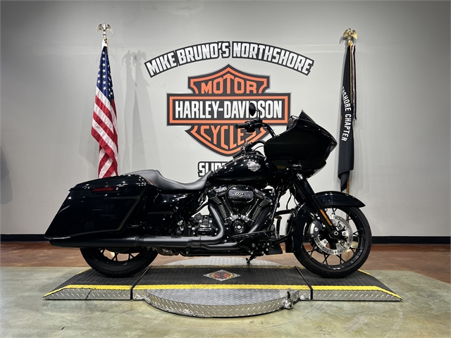 2021 Harley-Davidson Grand American Touring Road Glide Special at Mike Bruno's Northshore Harley-Davidson