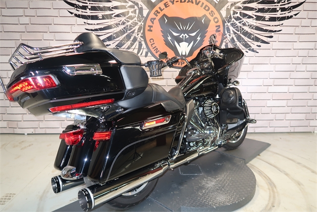 2017 Harley-Davidson Road Glide Ultra at Wolverine Harley-Davidson