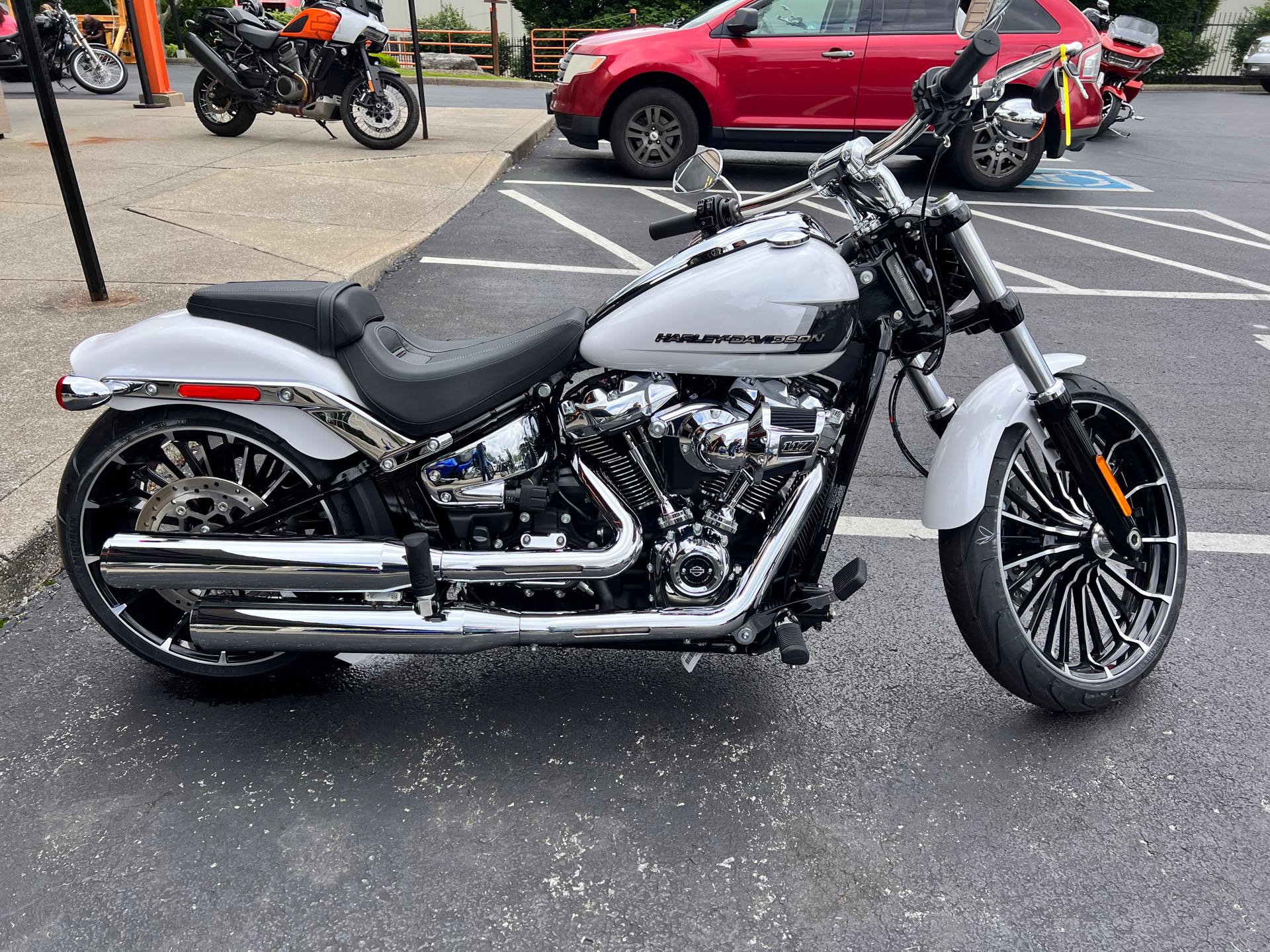 2024 Harley-Davidson Softail Breakout at Man O'War Harley-Davidson®