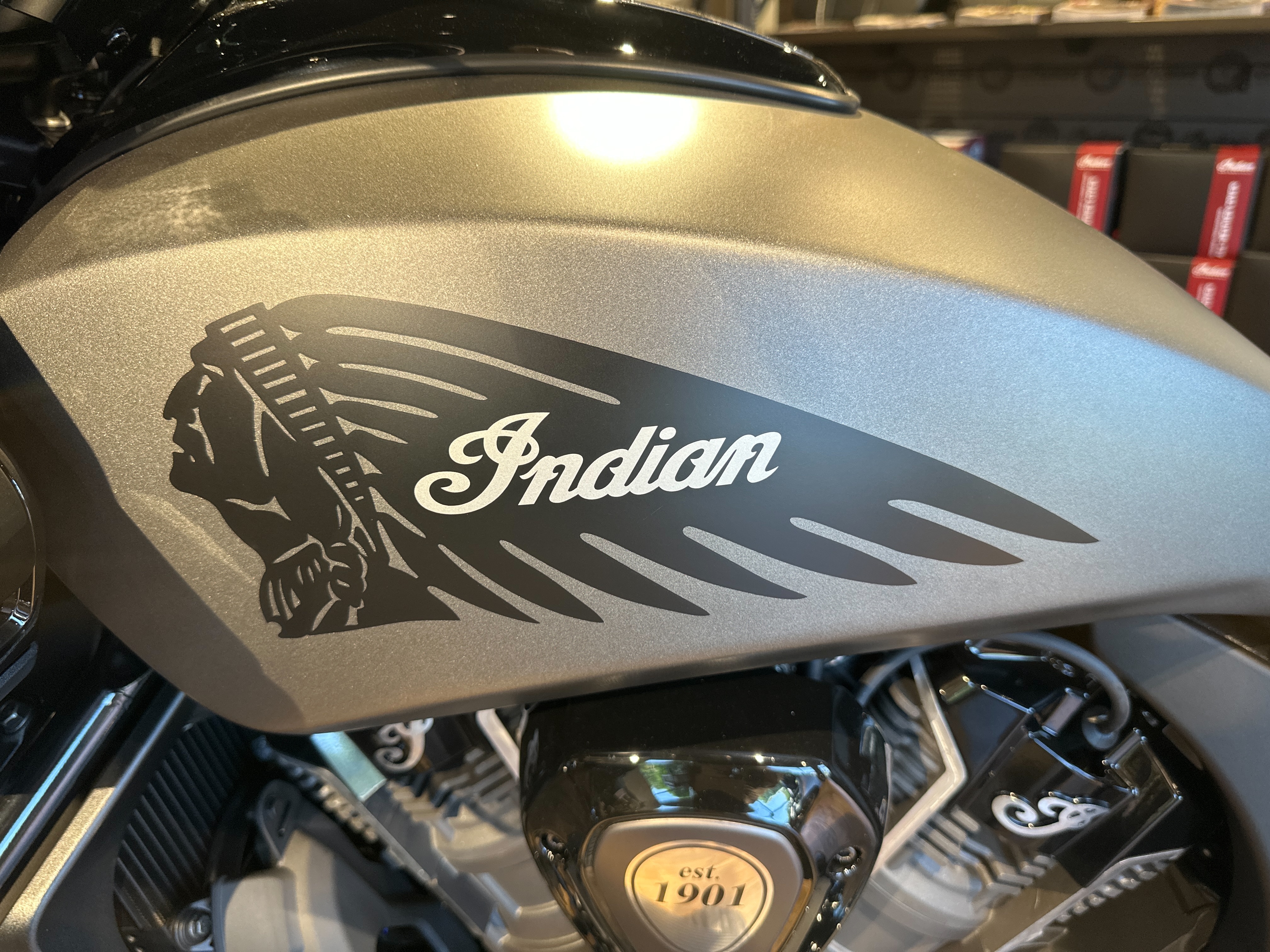2023 Indian Motorcycle Challenger Dark Horse at Frontline Eurosports