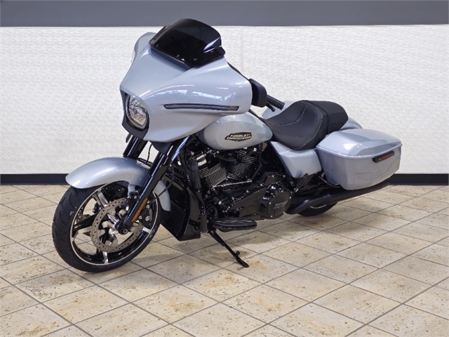 2024 Harley-Davidson Street Glide Base at Destination Harley-Davidson®, Tacoma, WA 98424