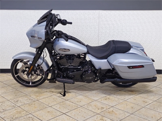 2024 Harley-Davidson Street Glide Base at Destination Harley-Davidson®, Tacoma, WA 98424