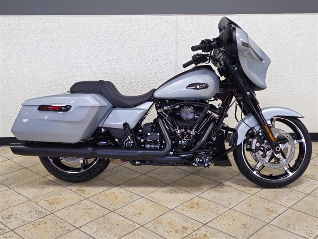 2024 Harley-Davidson Street Glide Base at Destination Harley-Davidson®, Tacoma, WA 98424