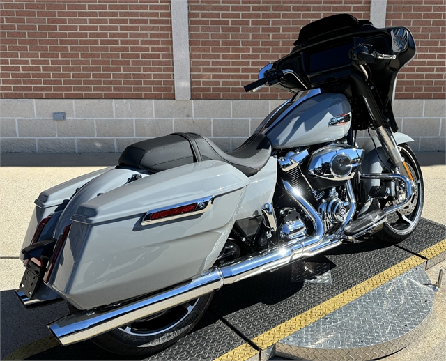 2024 Harley-Davidson Street Glide Base at Roughneck Harley-Davidson