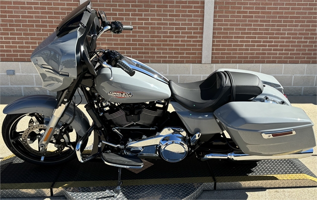 2024 Harley-Davidson Street Glide Base at Roughneck Harley-Davidson