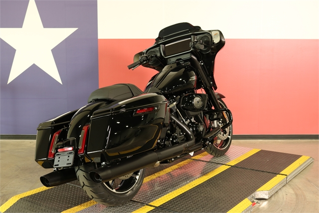 2024 Harley-Davidson Street Glide Base at Texas Harley