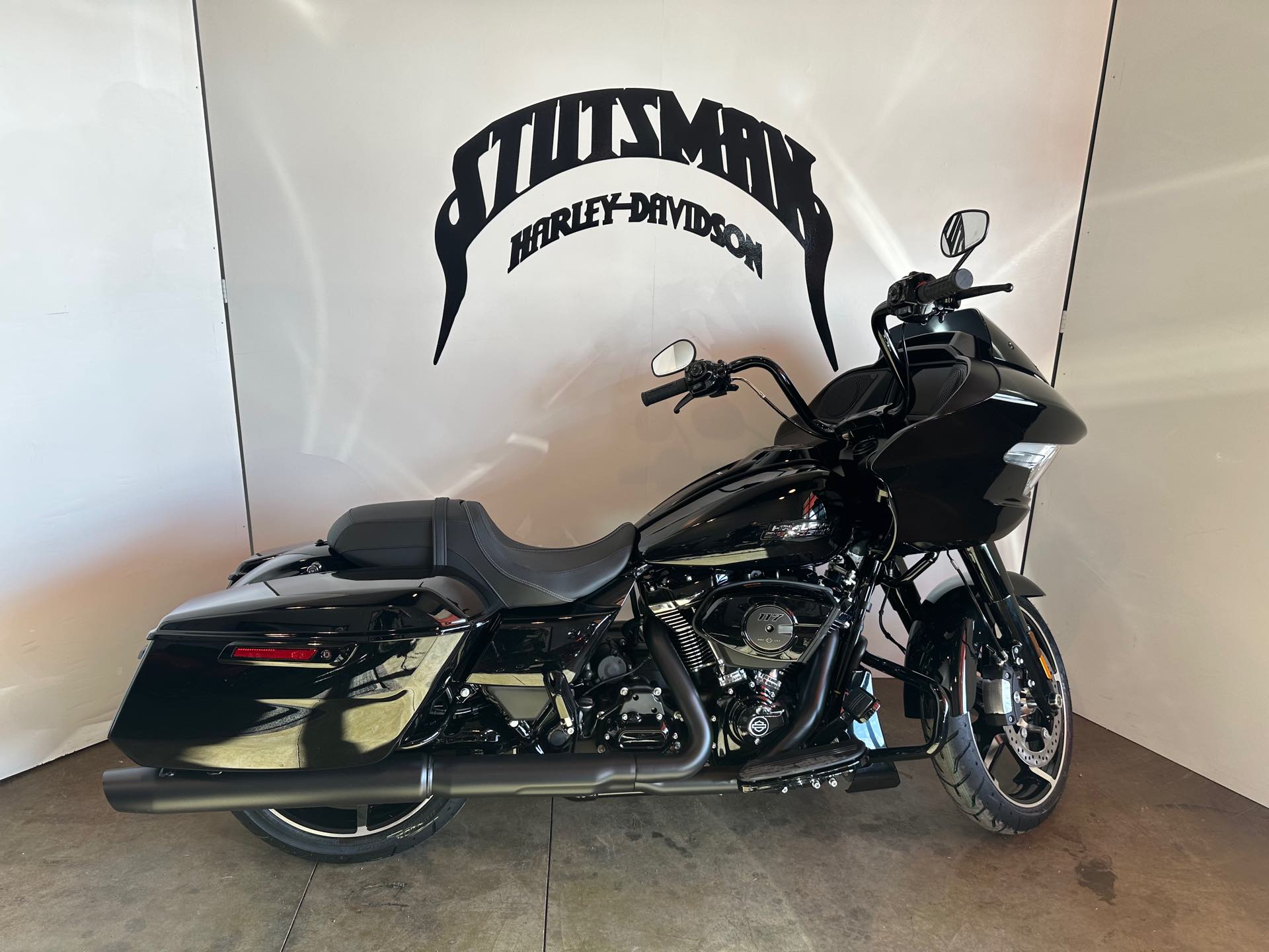 2024 Harley-Davidson Road Glide Base at Stutsman Harley-Davidson