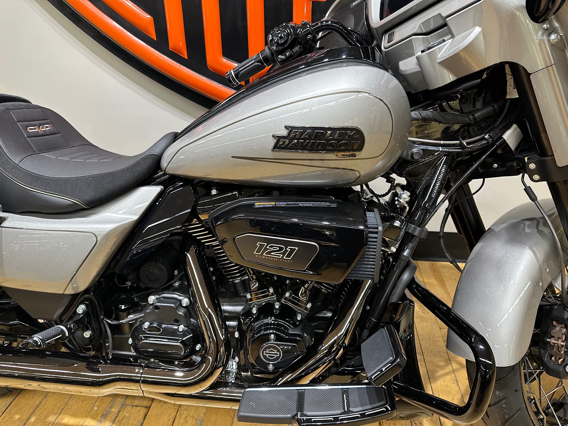 2023 Harley-Davidson Street Glide CVO Street Glide at Zips 45th Parallel Harley-Davidson