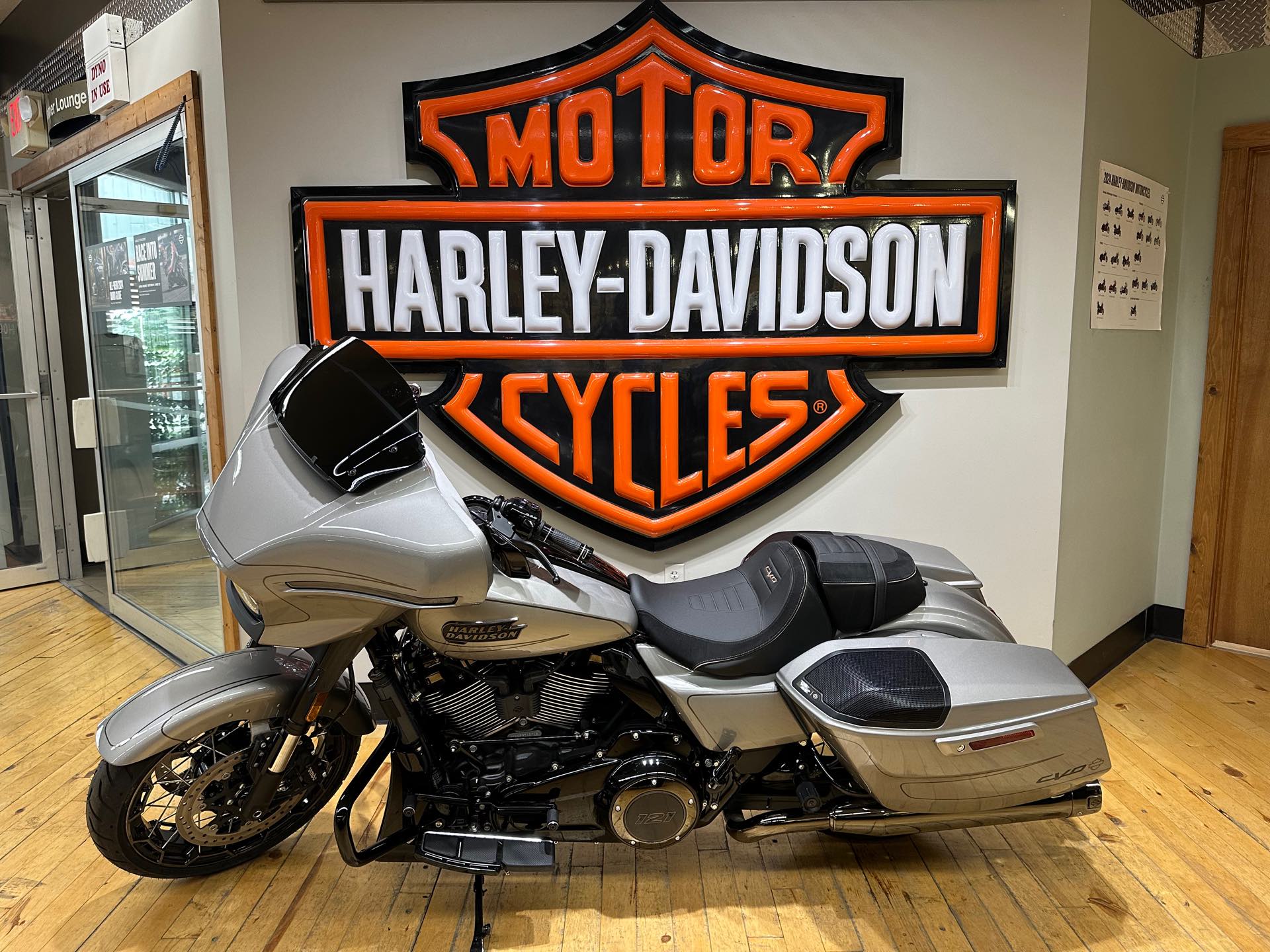 2023 Harley-Davidson Street Glide CVO Street Glide at Zips 45th Parallel Harley-Davidson