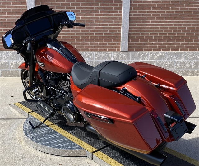 2024 Harley-Davidson Street Glide Base at Roughneck Harley-Davidson