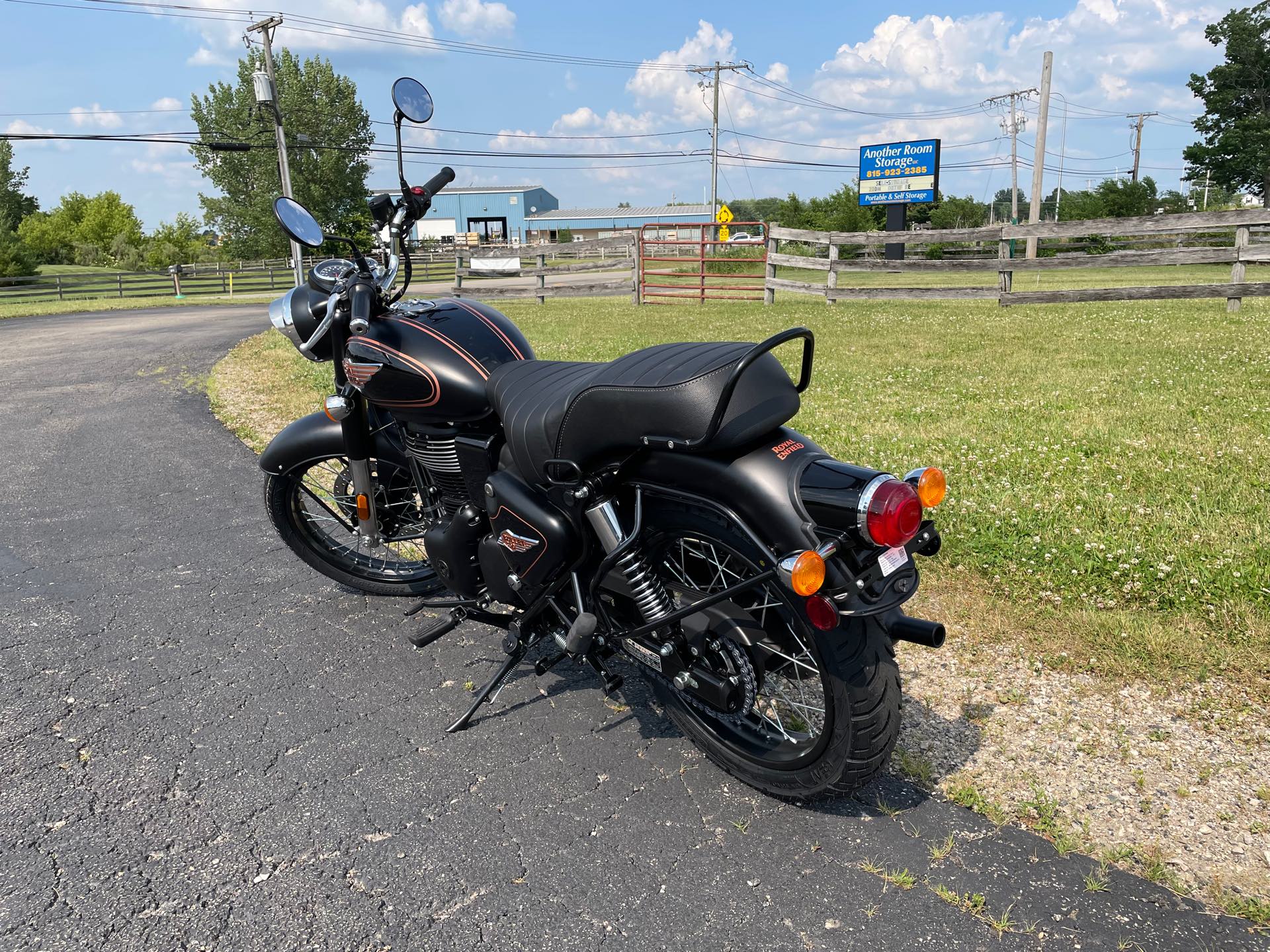 2024 Royal Enfield Bullet 350 at Randy's Cycle