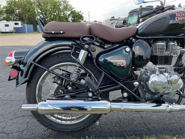 2023 Royal Enfield Classic 350 at Randy's Cycle