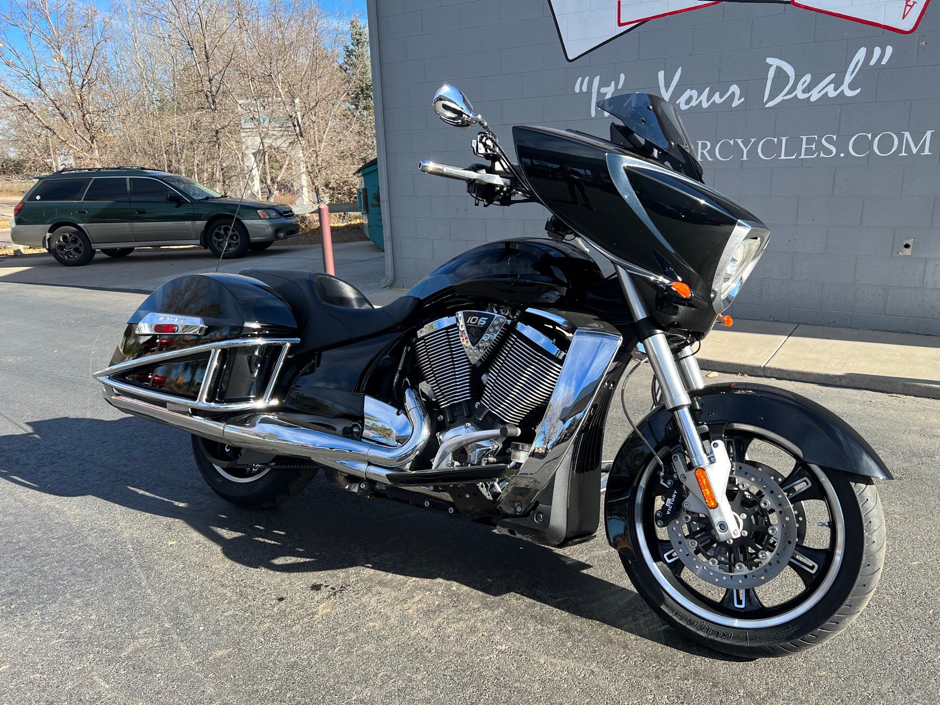 2017 Victory Cross Country Base at Aces Motorcycles - Fort Collins
