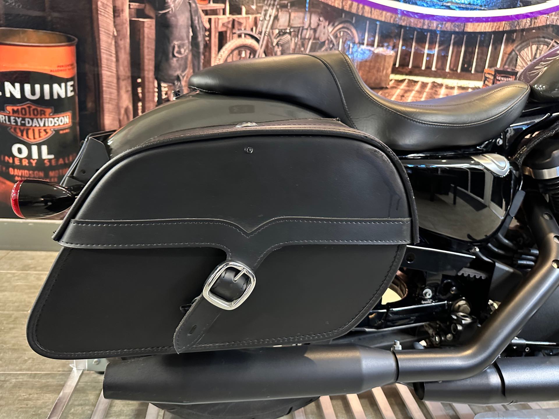 2019 iron 2024 883 saddlebags