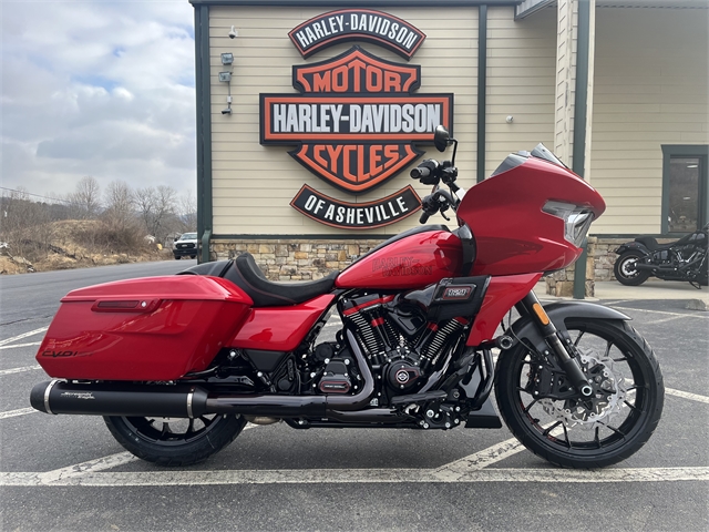 2025 Harley-Davidson Road Glide CVO ST at Harley-Davidson of Asheville