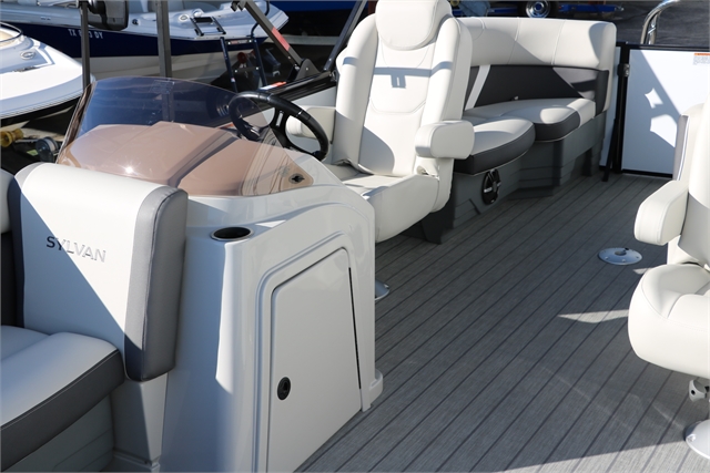 2024 Sylvan Mirage X1 at Jerry Whittle Boats