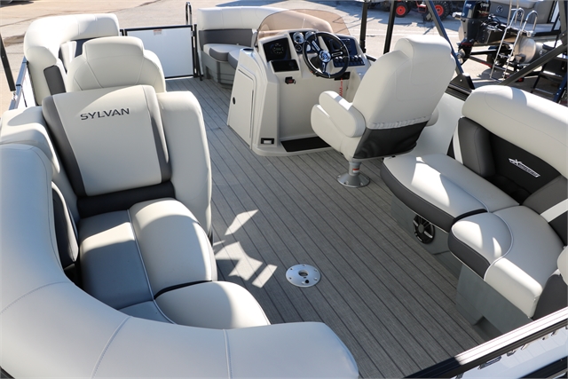 2024 Sylvan Mirage X1 at Jerry Whittle Boats