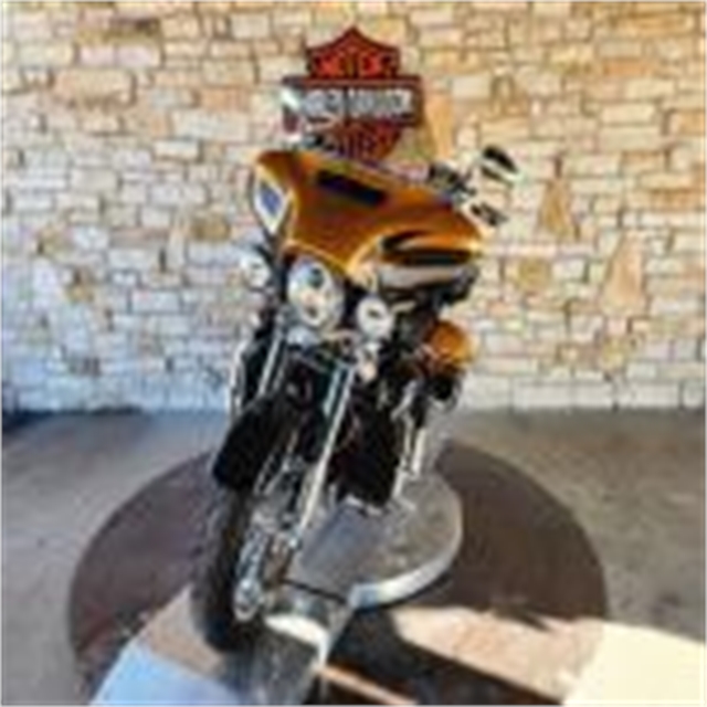 2015 Harley-Davidson Electra Glide CVO Limited at Harley-Davidson of Waco