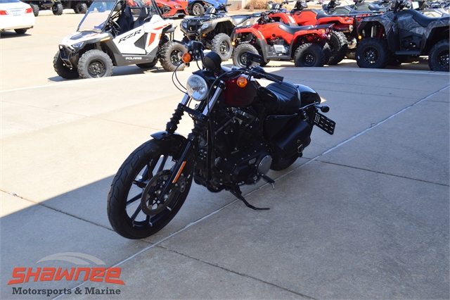 2017 Harley-Davidson Sportster Iron 883 at Shawnee Motorsports & Marine