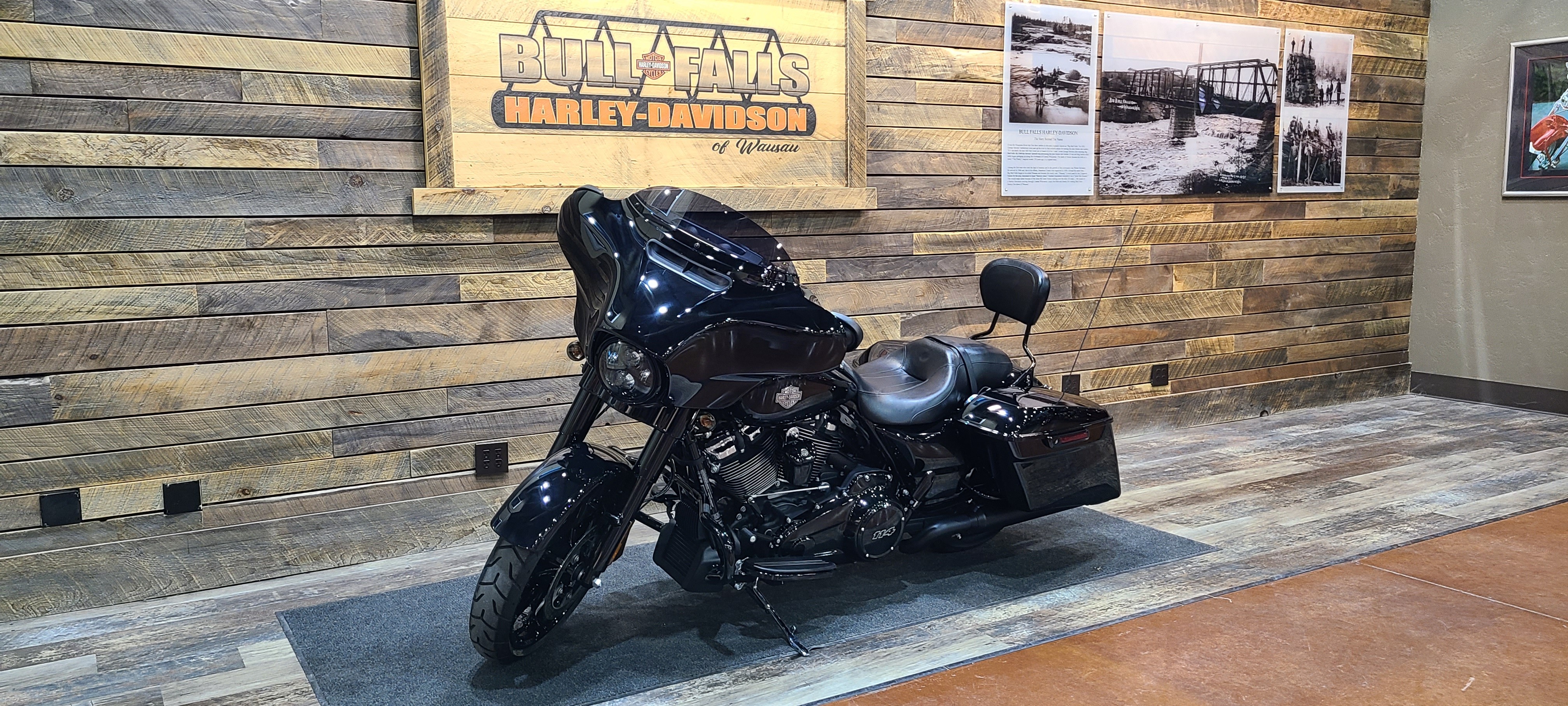 2021 Harley-Davidson Grand American Touring Street Glide Special at Bull Falls Harley-Davidson