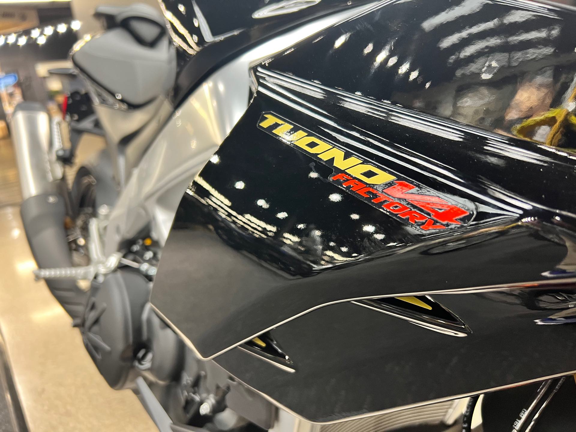 2022 Aprilia Tuono V4 Factory 1100 at Sloans Motorcycle ATV, Murfreesboro, TN, 37129