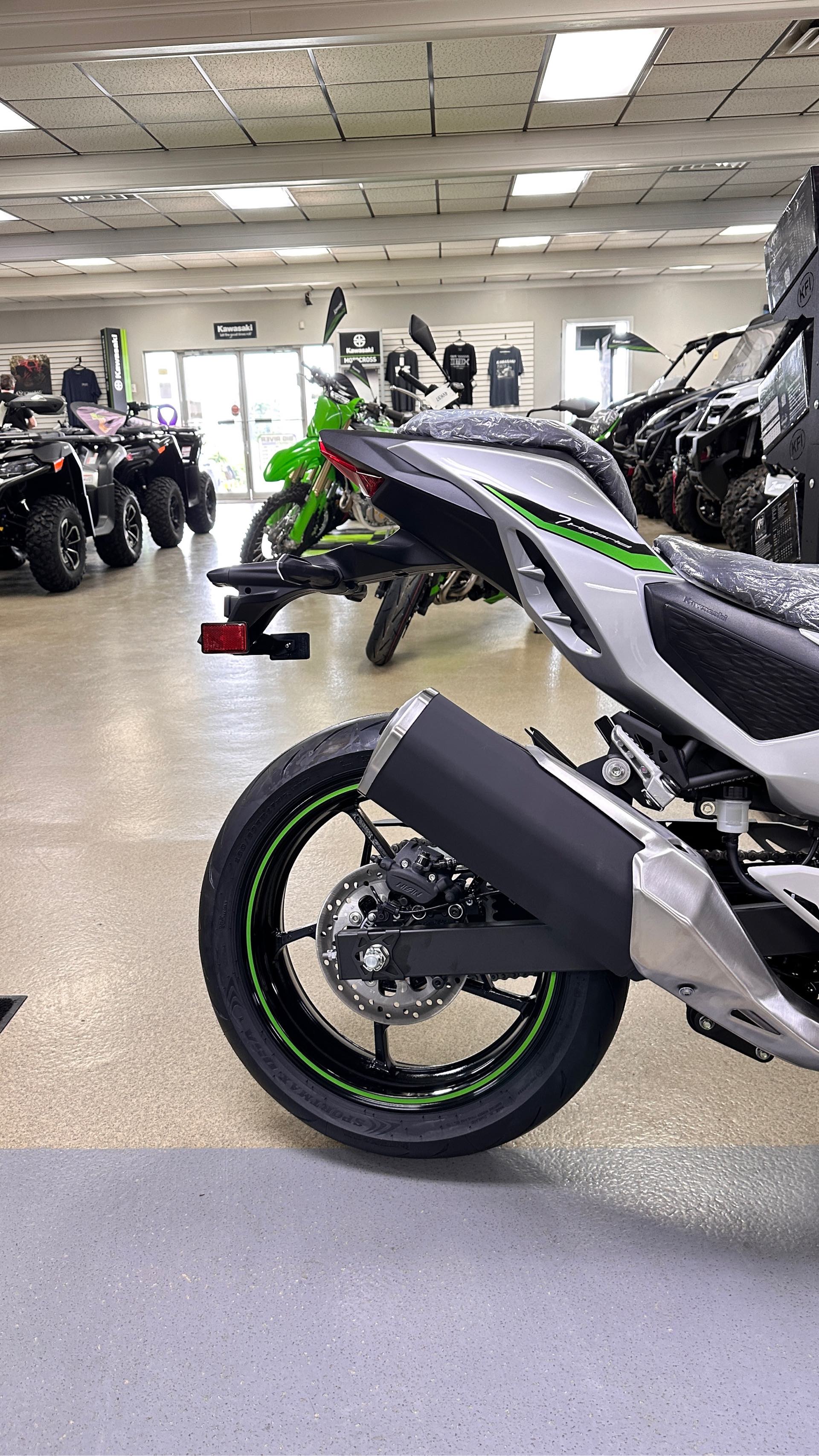 2024 Kawasaki Ninja 7 Hybrid ABS at Big River Motorsports