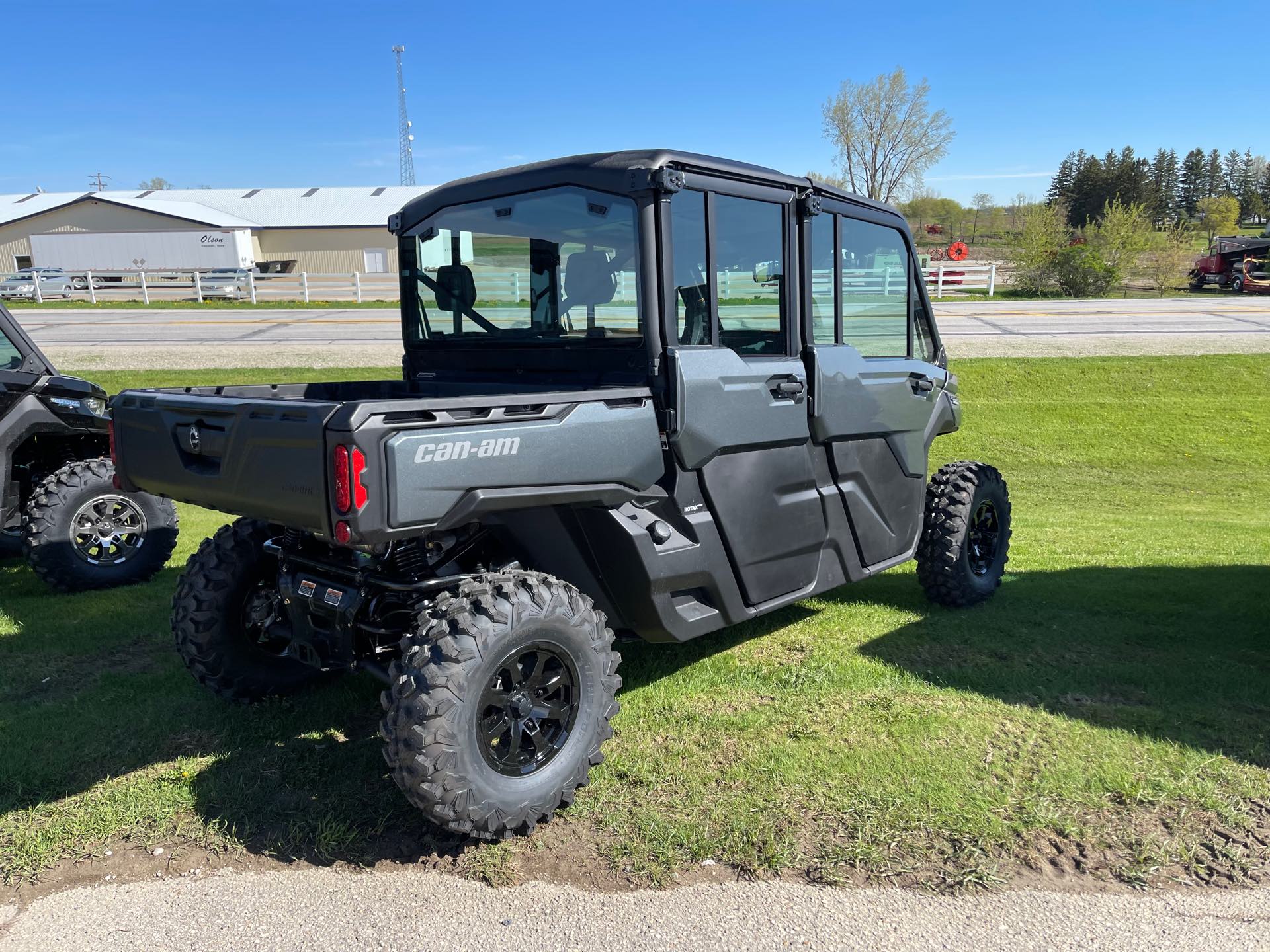 2024 Can-Am Defender MAX Limited HD10 at Iron Hill Powersports