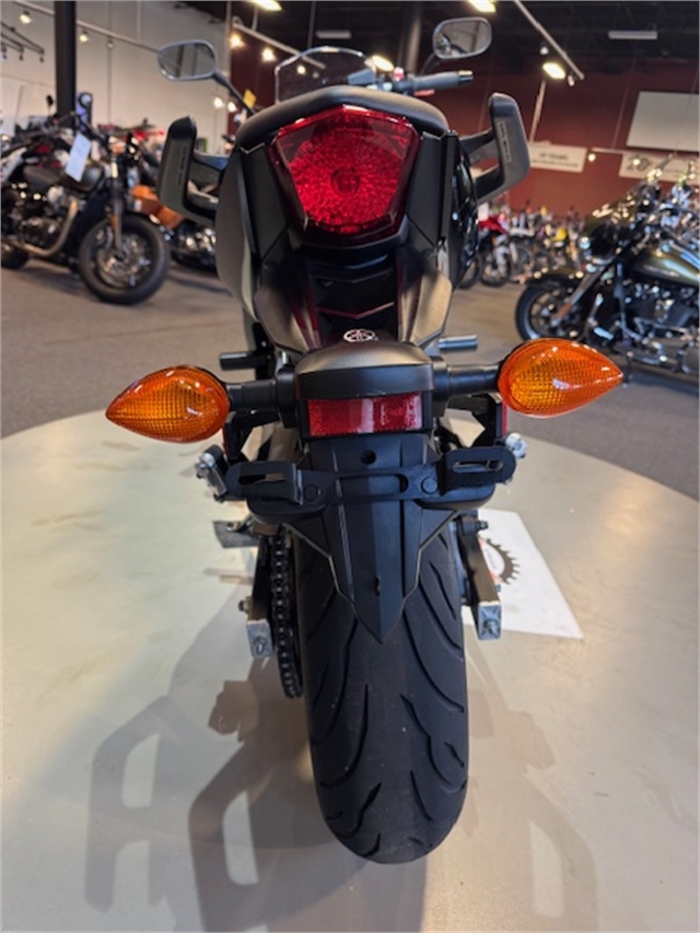 2016 Yamaha FZ 6R at Martin Moto