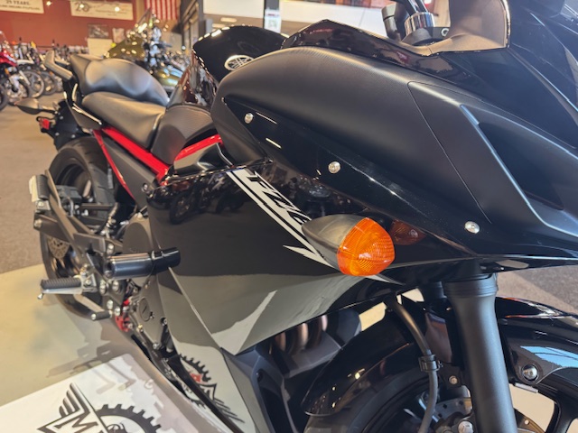 2016 Yamaha FZ 6R at Martin Moto