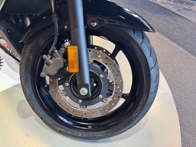 2016 Yamaha FZ 6R at Martin Moto