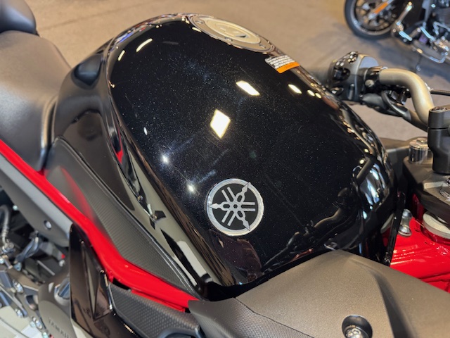 2016 Yamaha FZ 6R at Martin Moto