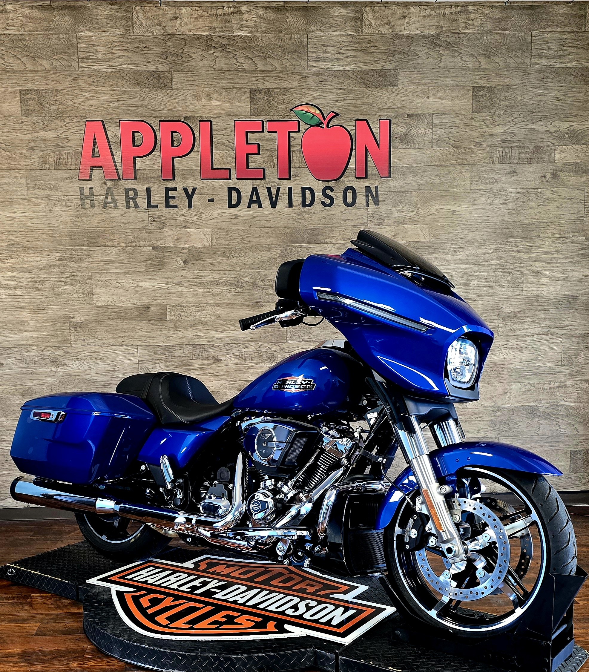 2024 Harley-Davidson Street Glide Base at Appleton Harley-Davidson