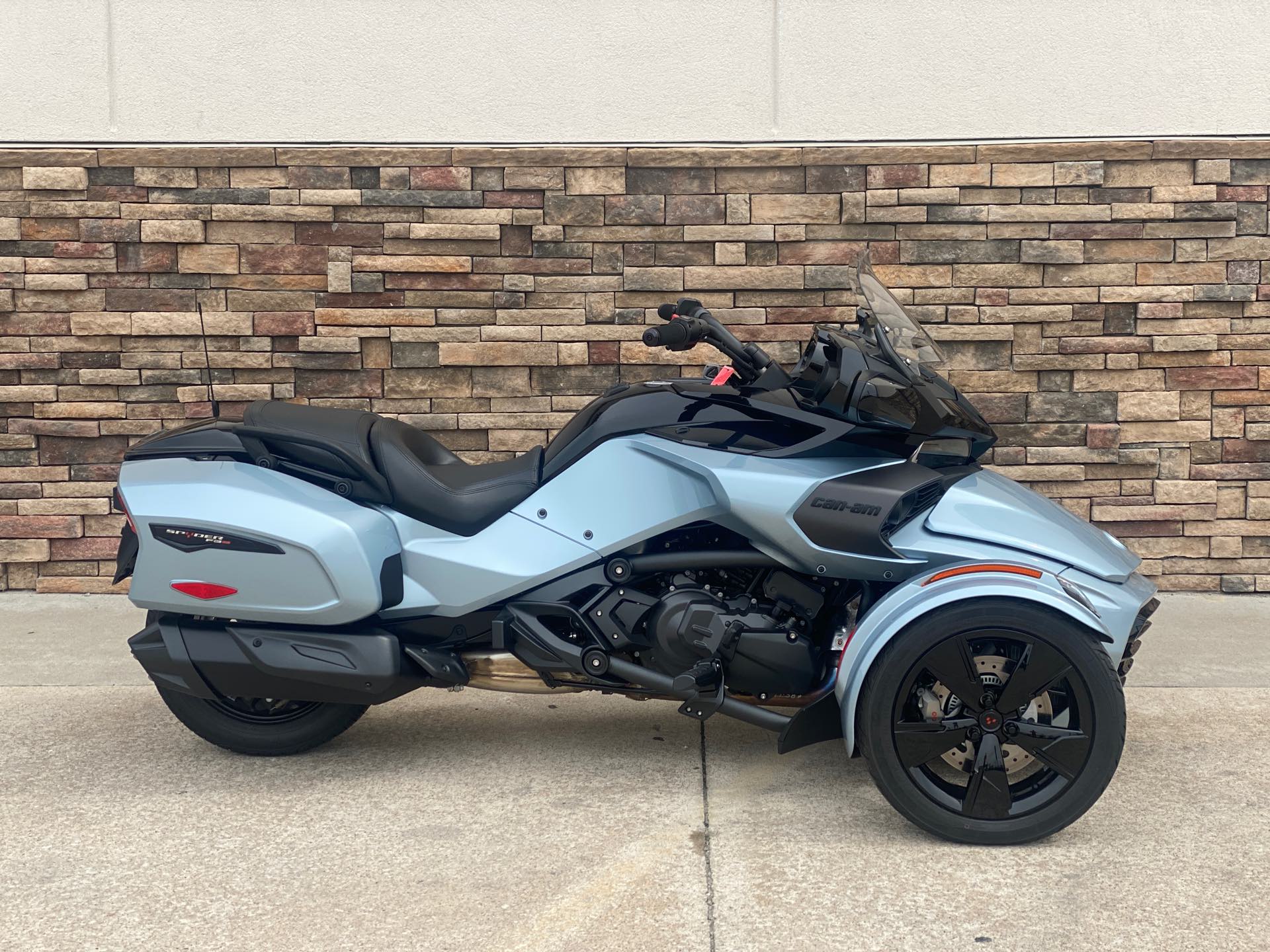 2021 Can-Am Spyder F3 T at Head Indian Motorcycle