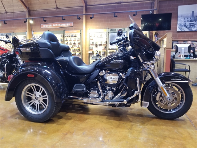 2017 tri glide accessories